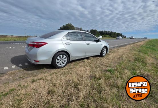 Autos - Toyota Corolla 2015 Nafta 100000Km - En Venta