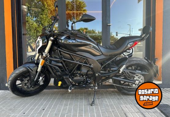 Motos - Benelli 502 CRUISER 2022 Nafta 22000Km - En Venta