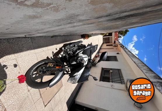 Motos - Bajaj Rouser Ns125 2024 Nafta 4000Km - En Venta
