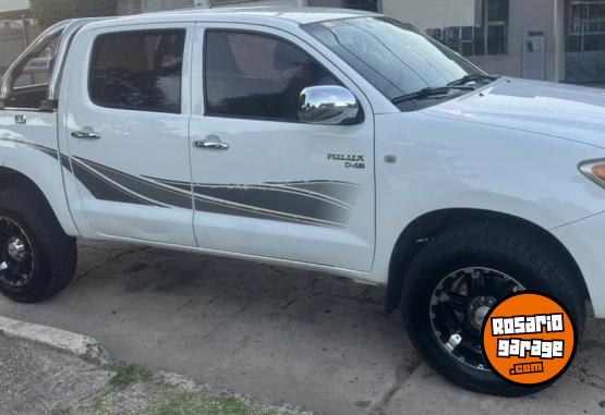 Camionetas - Toyota Hilux dx 2.5 2005 Diesel 300000Km - En Venta