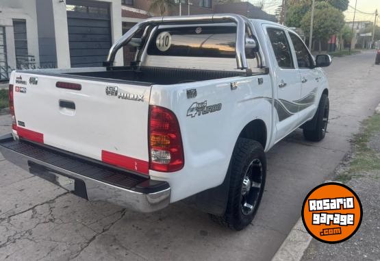 Camionetas - Toyota Hilux dx 2.5 2005 Diesel 300000Km - En Venta