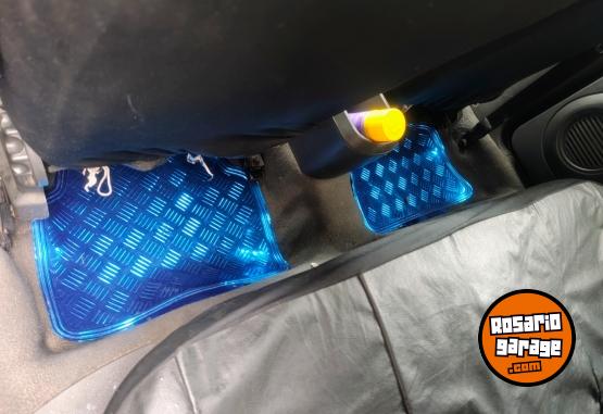 Autos - Ford Fiesta ambiente 2003 GNC 228487Km - En Venta