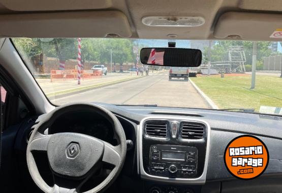 Autos - Renault Sandero Authentique 2017 Nafta 163000Km - En Venta