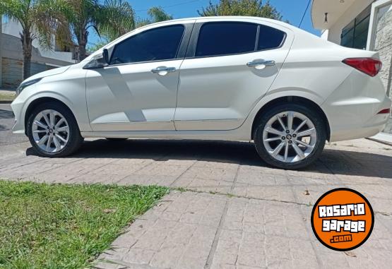 Autos - Fiat Cronos precisi�n cuero at 2021 Nafta 73000Km - En Venta