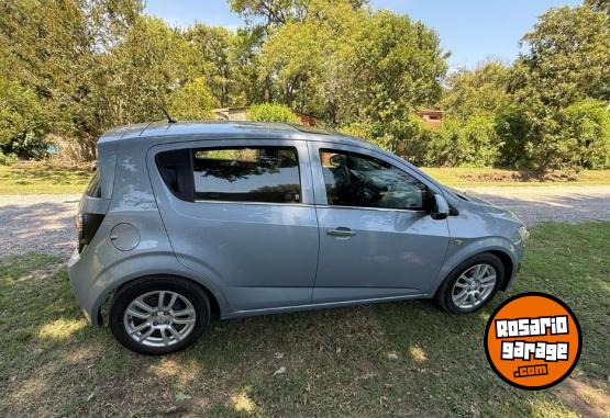 Autos - Chevrolet SONIC LTZ 1.6 5 PUERTAS 2012 GNC 150800Km - En Venta