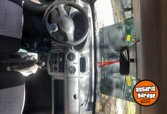 Utilitarios - Renault Kangoo 2000 Diesel 133400Km - En Venta