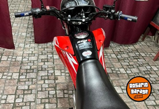 Motos - Honda XR 150 2024 Nafta 9000Km - En Venta