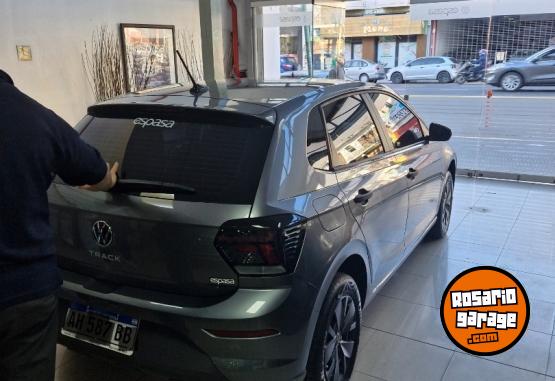 Autos - Volkswagen Polo Track 2025 Nafta 5200Km - En Venta