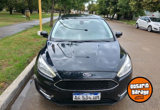 Autos - Ford Focus III SE PLUS 2.0 2016 Nafta 180000Km - En Venta