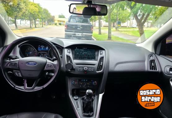 Autos - Ford Focus III SE PLUS 2.0 2016 Nafta 180000Km - En Venta