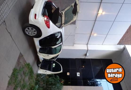 Autos - Peugeot 207 compact active 1.4 2013 Nafta 97560Km - En Venta