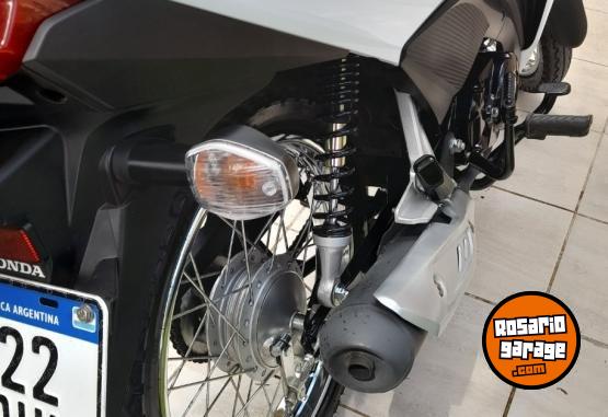 Motos - Honda Wave s 2024 Nafta 3900Km - En Venta