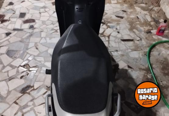 Motos - Motomel Blitz 2023 Nafta 4000Km - En Venta