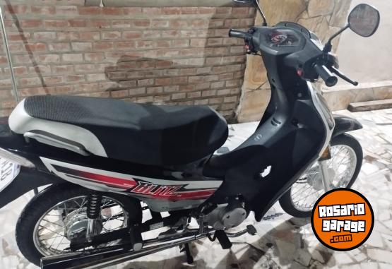 Motos - Motomel Blitz 2023 Nafta 4000Km - En Venta