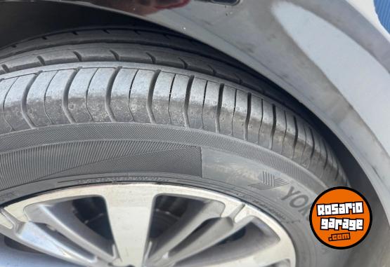 Autos - Peugeot 208 2017 Nafta 107000Km - En Venta