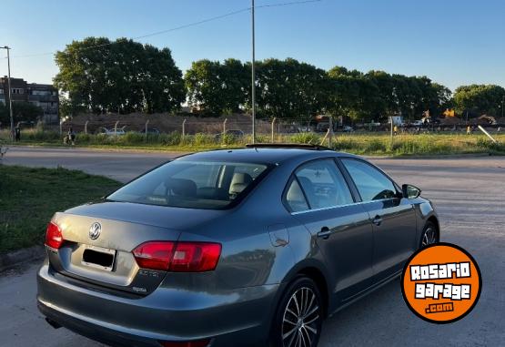 Autos - Volkswagen Vento 2011 Nafta 89000Km - En Venta