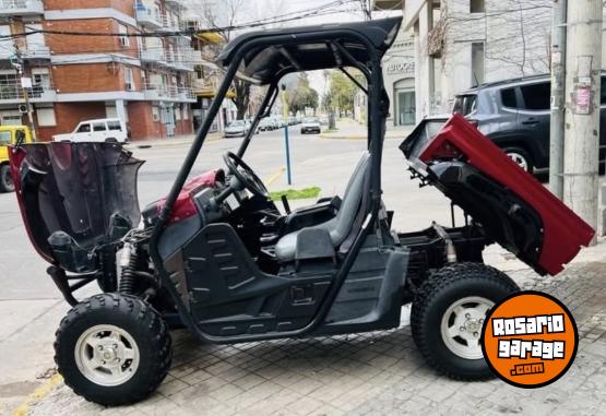 Cuatris y UTVs - Yamaha Rhino 4x4 2009 1111Km - En Venta