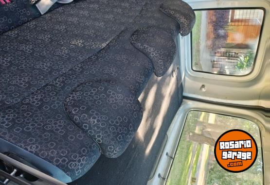 Utilitarios - Renault Kangoo 2008 Diesel 138000Km - En Venta