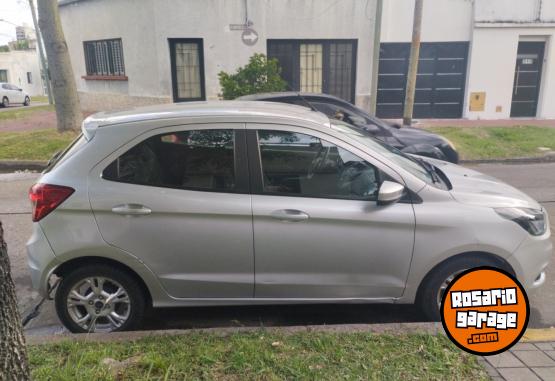 Autos - Ford Ka 2017 Nafta 100000Km - En Venta