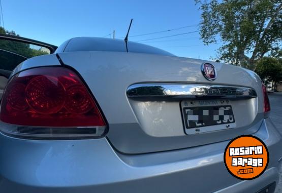 Autos - Fiat Línea 2015 Nafta 112000Km - En Venta