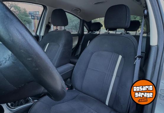 Autos - Fiat Línea 2015 Nafta 112000Km - En Venta