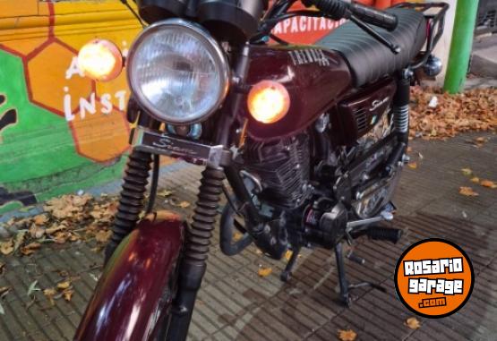 Motos - Otra marca Siam Trender 2023 Nafta 5500Km - En Venta