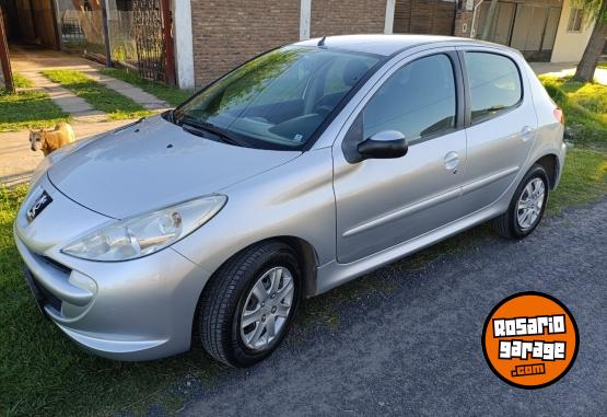 Autos - Peugeot 207 2014 Nafta 120000Km - En Venta