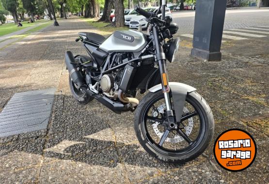 Motos - Husqvarna 701 vitpilen 2018 Nafta 6800Km - En Venta