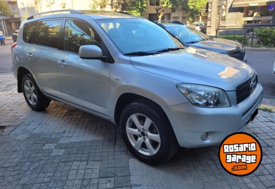 Camionetas - Toyota Rav4 2.4 AT 4x4 2008 Nafta 160000Km - En Venta