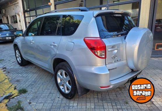 Camionetas - Toyota Rav4 2.4 AT 4x4 2008 Nafta 160000Km - En Venta
