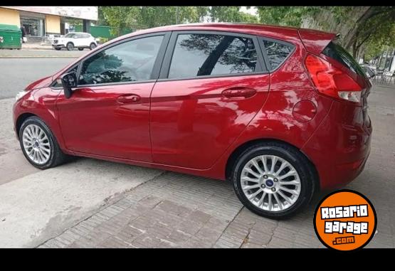 Autos - Ford Fiesta Kinetic 2016 Nafta 90000Km - En Venta
