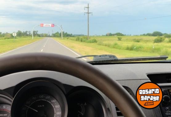 Camionetas - Toyota Hilux 2011 Diesel 285000Km - En Venta