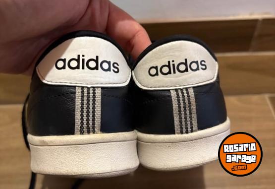 Indumentaria - Zapatillas Adidas originales talle 39 - En Venta