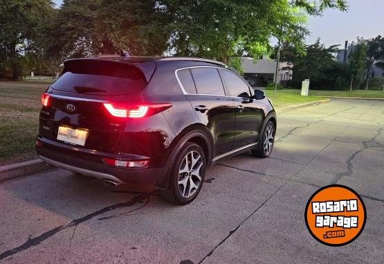 Camionetas - Kia SPORTAGE gt TUCSON KUGA 2018 Diesel 210000Km - En Venta