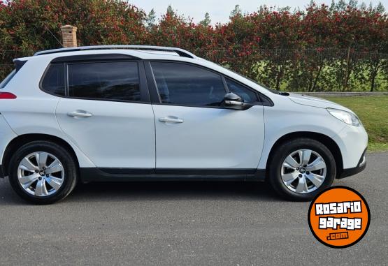 Autos - Peugeot 2008 1.6vti CACTUS 2018 GNC 115000Km - En Venta
