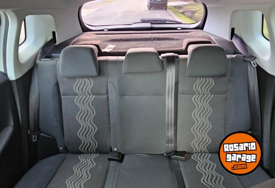 Autos - Peugeot 2008 1.6vti CACTUS 2018 GNC 115000Km - En Venta