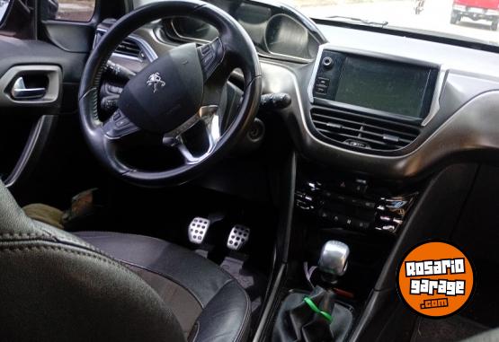 Autos - Peugeot 2008 2016 Nafta 100000Km - En Venta