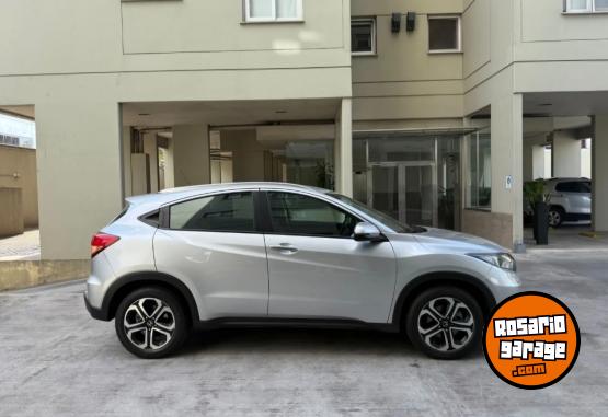 Autos - Honda Hrv exl cvt 1ra mano perm 2016 Nafta 114000Km - En Venta