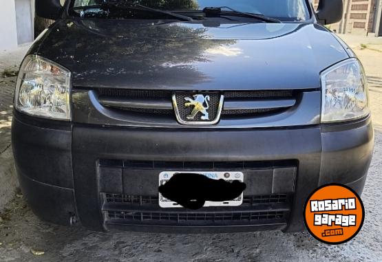 Utilitarios - Peugeot Partner HDI 1.6 2013 Diesel 151000Km - En Venta