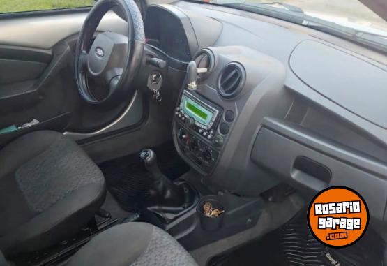 Autos - Ford Ka viral 1.0 2012 Nafta 99800Km - En Venta