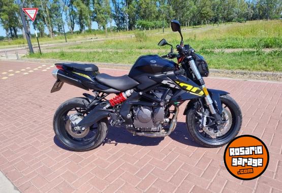 Motos - Benelli Tnt 600 2023 Nafta 5000Km - En Venta