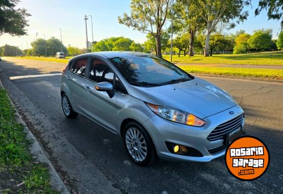 Autos - Ford Fiesta 2015 Nafta 78000Km - En Venta