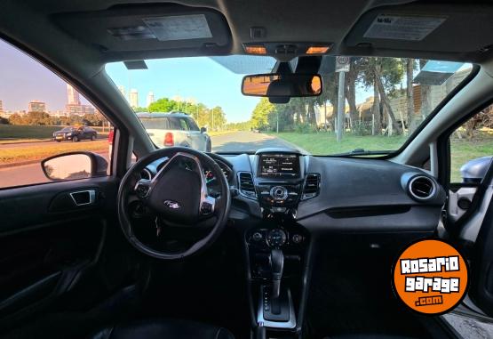 Autos - Ford Fiesta 2015 Nafta 78000Km - En Venta