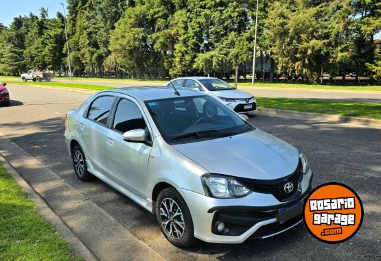 Autos - Toyota Etios 2021 Nafta 61000Km - En Venta
