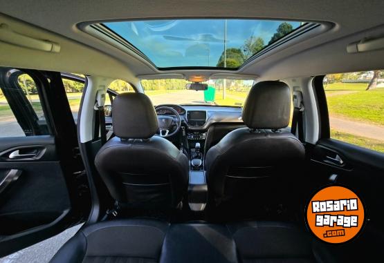 Autos - Peugeot 2008 2016 Nafta 105000Km - En Venta