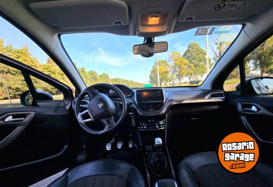 Autos - Peugeot 2008 2016 Nafta 105000Km - En Venta
