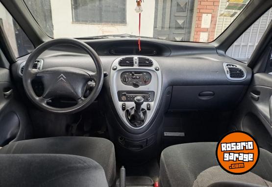 Autos - Citroen Xsara Picasso 2009 Nafta 250000Km - En Venta