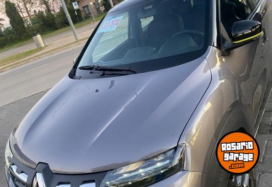 Autos - Renault 2025 Iconic 2025 Nafta 25000Km - En Venta