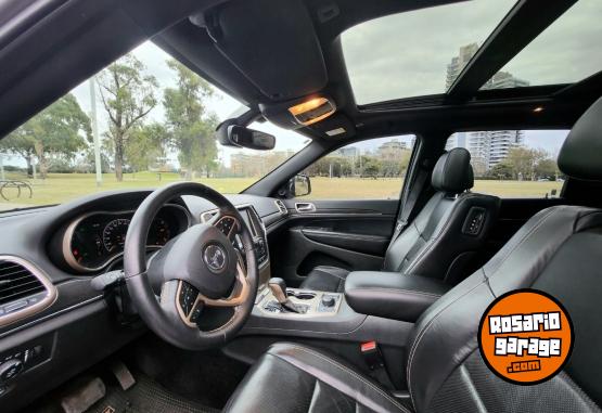 Camionetas - Jeep Grand cherokee 2017 Nafta 125000Km - En Venta