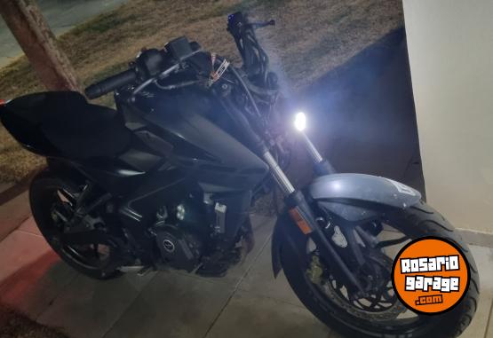 Motos - Bajaj Rouser 200 2021 Nafta 111111Km - En Venta